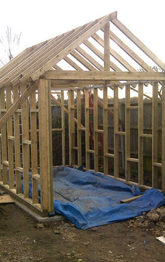 Timber garage by JFS, Chelmsford builder